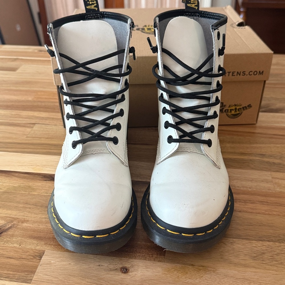 Dr.Martens 1460 womens white asst.sizes LB - Picture 2 of 3
